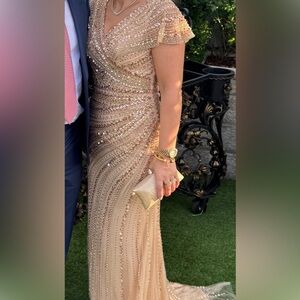 Elegant Gold Sequin Evening Gown